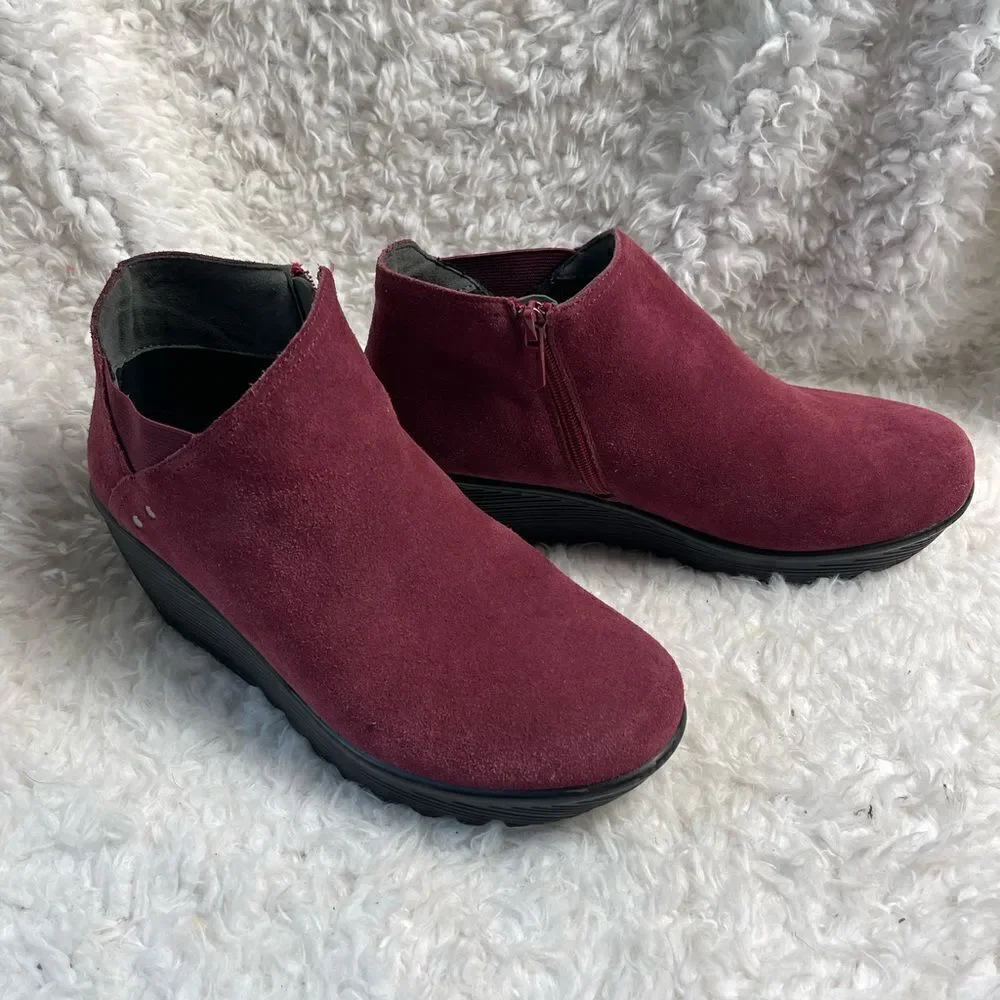 SKECHERS PARALLEL - DITTO LEATHER SUEDE BURGUNDY  WEDGE ANKLE BOOTS SZ10